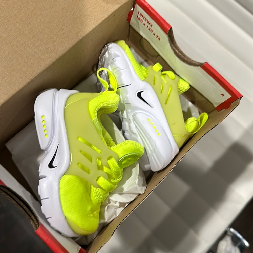 Nike little presto. 3c - Picture 2 of 3
